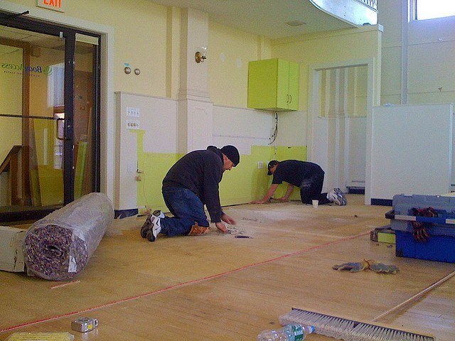 men, wood, floor, squeaky, fixing, working, room
