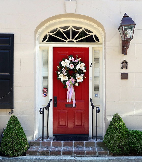 red door, arched doorway, house