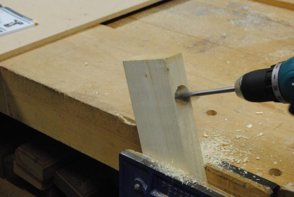 How to a Drill Straight Hole in Wood