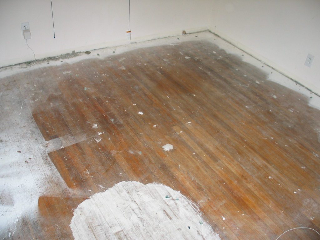 how to remove glued wood floor from plywood