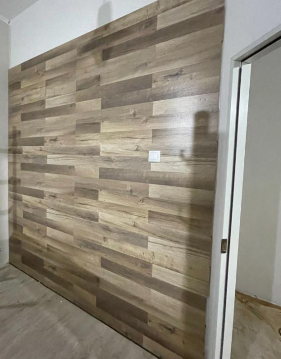 accent wall, laminate flooring